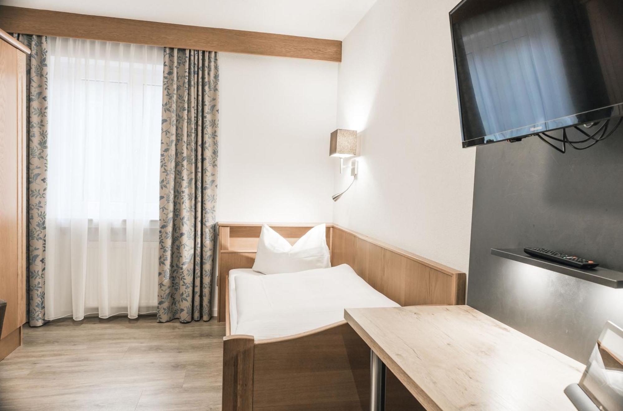 Landhotel Waldeck Fremdingen المظهر الخارجي الصورة